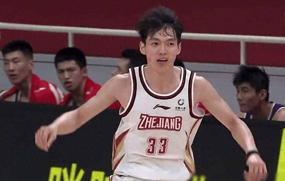 原创10连胜冲上cba积分榜第一位球迷辽宁队最大争冠对手