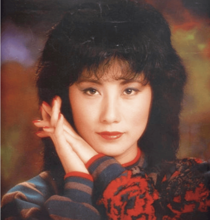 汪明荃20多岁相恋60多岁结婚与罗家英终成挚爱