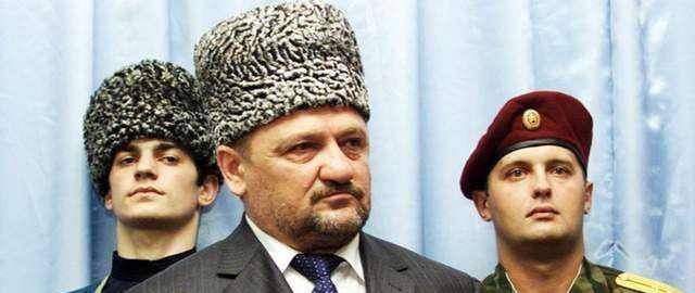 车臣的"高加索强人":拥有8000私人武装,愿为普京从容赴死_卡德罗夫_俄