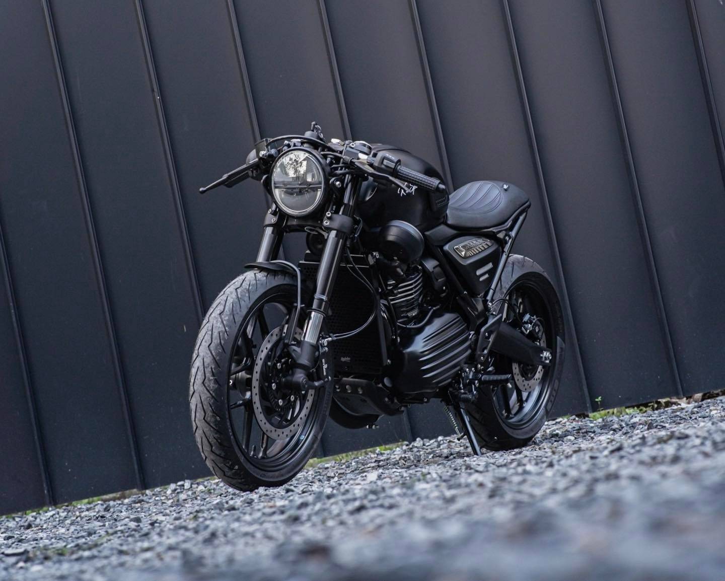 凯旋speed 400极简黑化改装_搜狐汽车_搜狐网