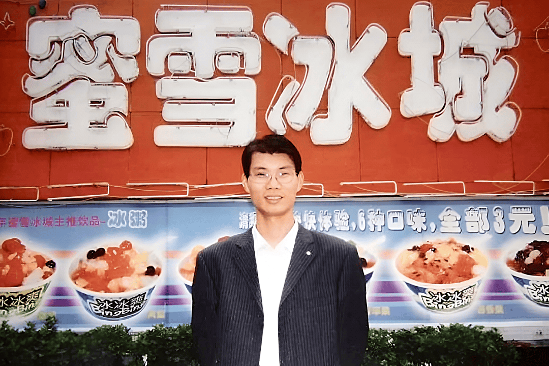 连自家创始人都嫌low的品牌成了全球第二