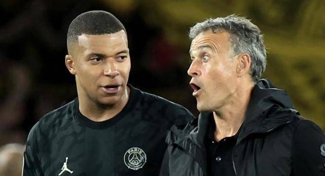 欧冠焦点战巴萨vs巴黎:明星伤愈迎战,哈维布局曝光_德里_比赛_德容