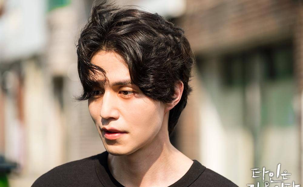如果反派都长李东旭这样,我得先给我的三观道个歉_李栋旭_骨骼_时尚