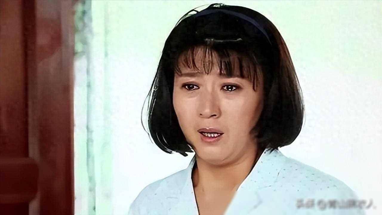 一步步成为苦情专业户,她一出场就知剧中谁最苦_闫学晶_演艺_角色