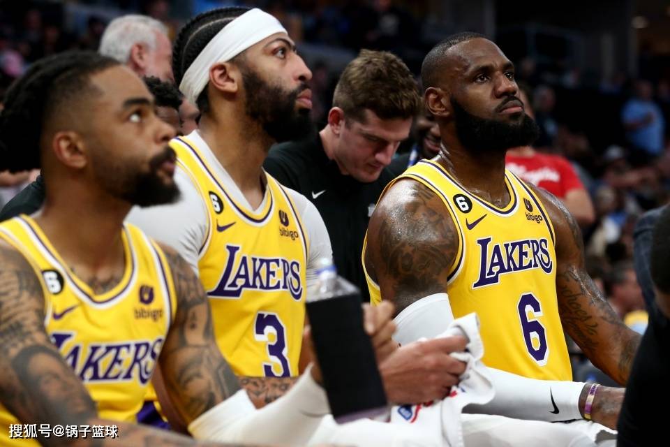 原创升队史第1后又飚7三分破纪录对不起詹眉湖人怕是留不住他了