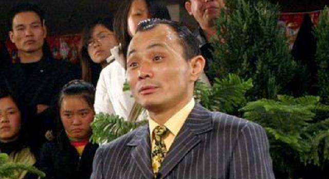 原创赌王尧建云花150元拜师一夜赢600万双腿被砍想起师傅一句话