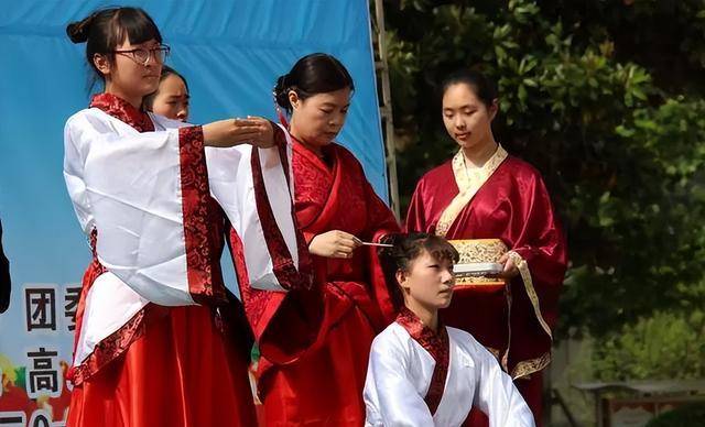 明朝成人礼皇家从出生就彩排的冠礼为何在民间却可有可无