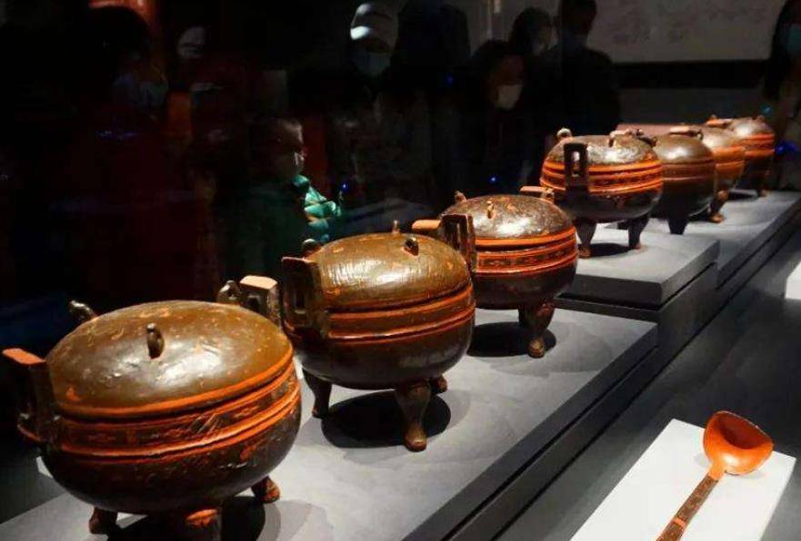 原创1983年湖南博物馆被盗案38件文物失窃作案者竟是17岁少年