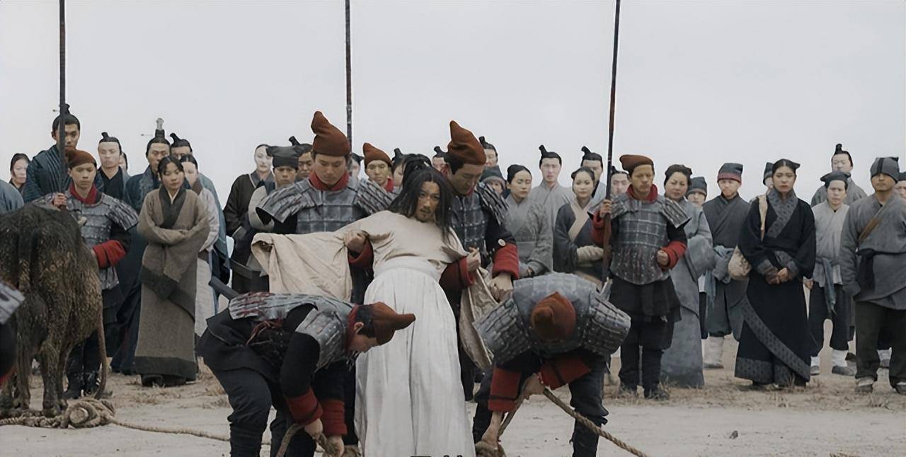 于是白起先是把他调到身边当作亲兵,随后就升他为将军并在秦赵长平