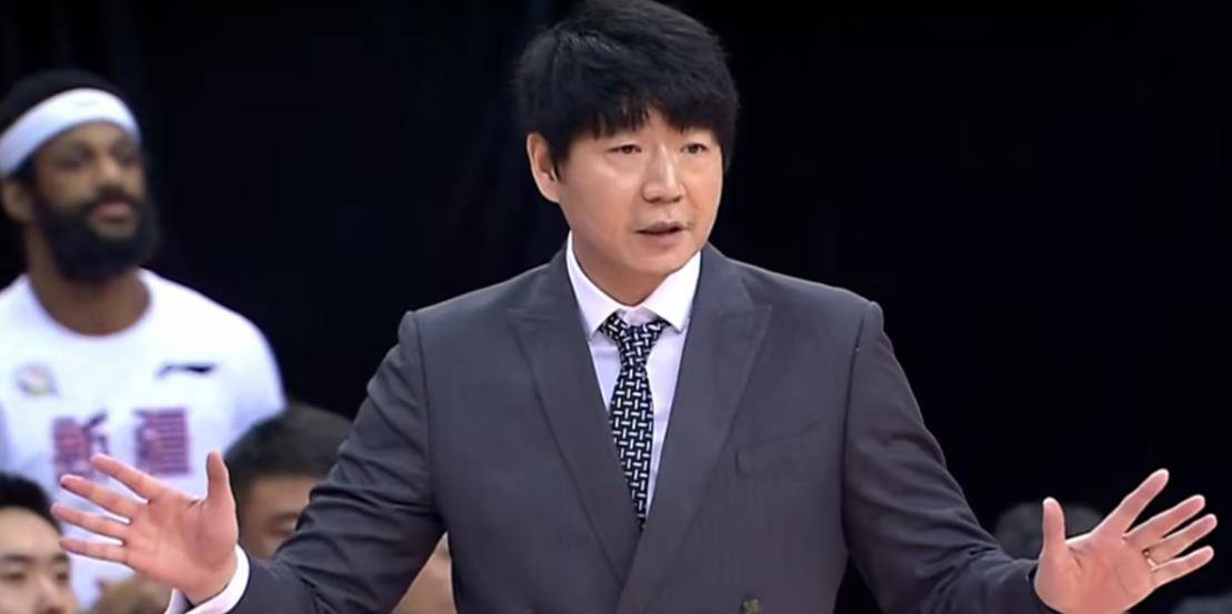 原创杨鸣无缘cba最佳教练5选1杜锋热门黑马或逆袭奖金曝光