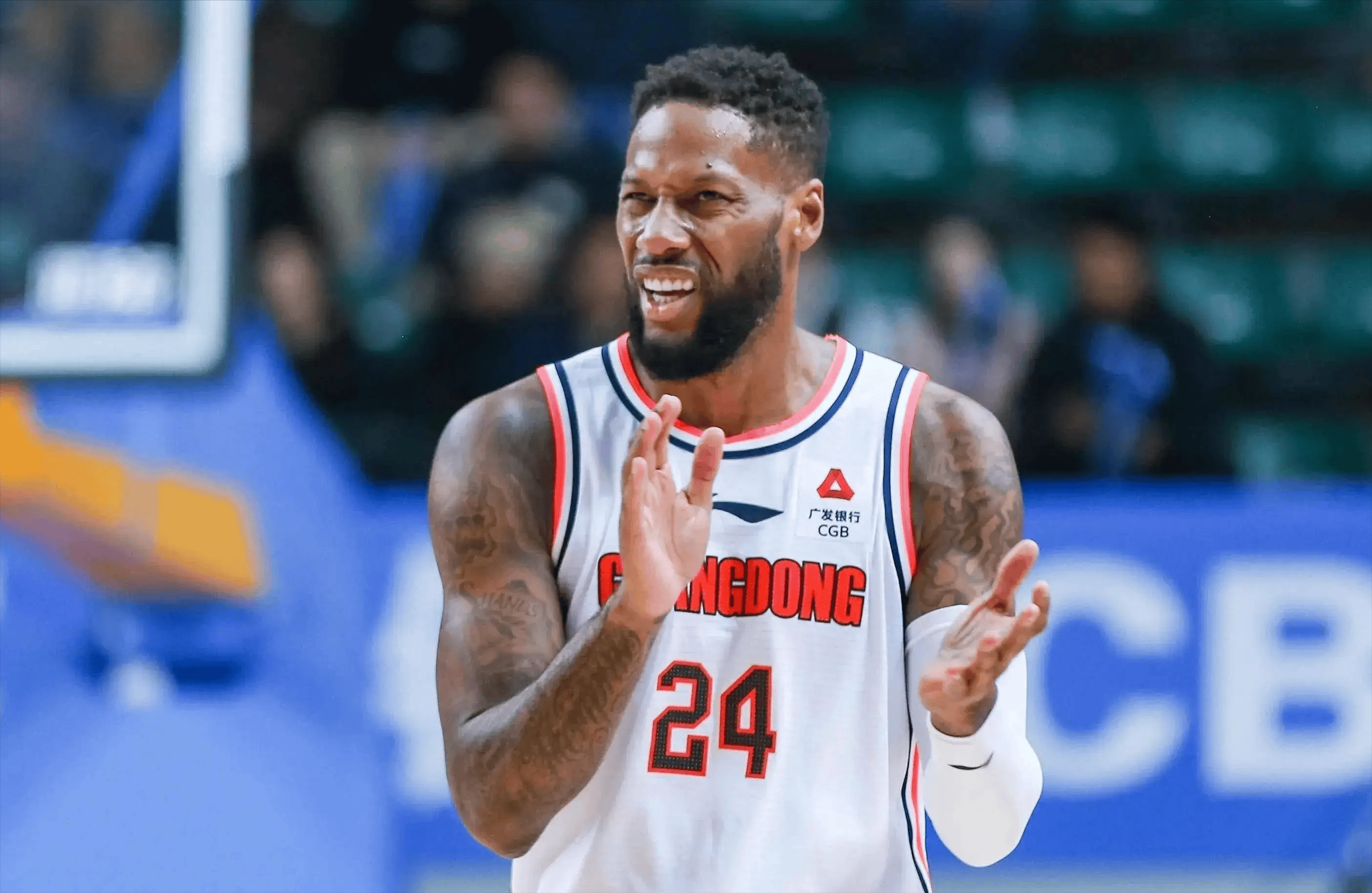 一夜3消息!宏远大胜广厦26分,威姆斯正式回应,孙铭徽自宣伤情