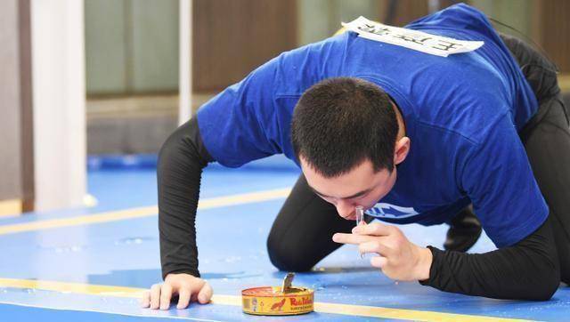 别黑了同样担负着队长的职责李晨作用比邓超陈赫的更大