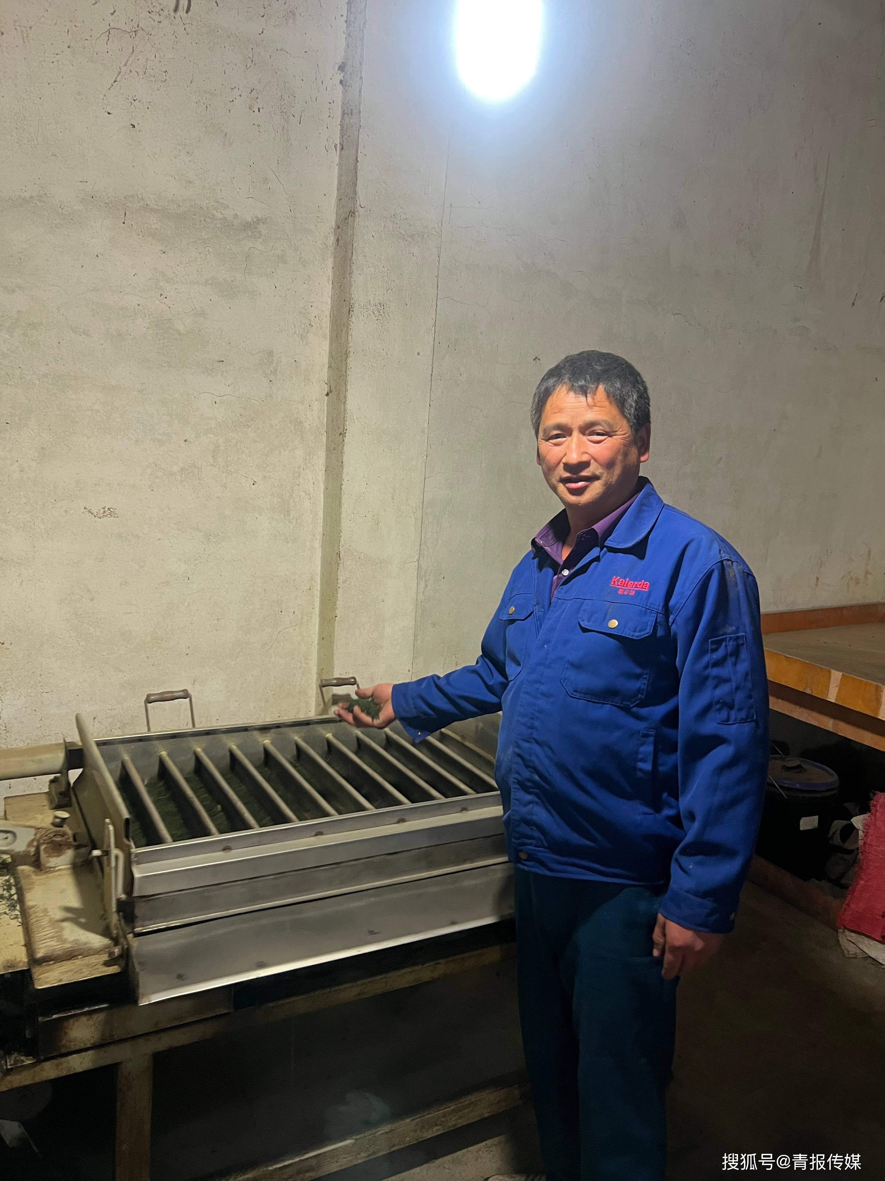 光山县白雀镇耿其禄茶师传承与创新的茶叶制作大师