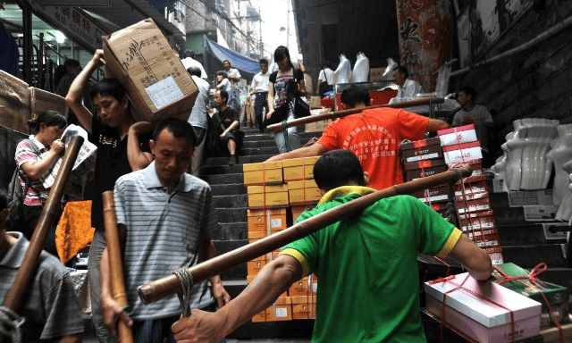 原创普通人如何应对经济大萧条61949年苦盼天明的重庆棒棒