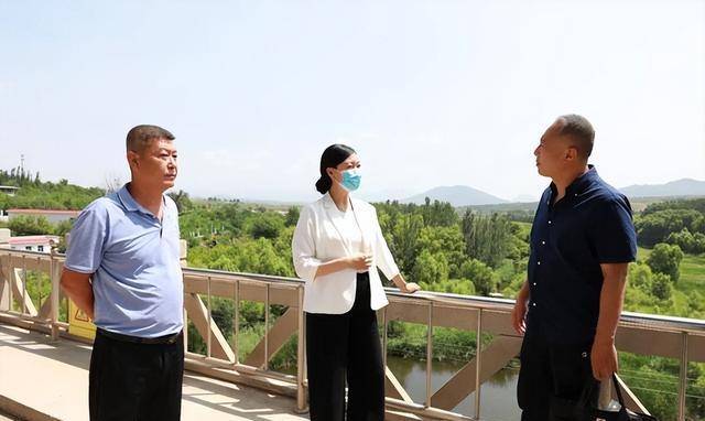 原创她是现任女县长里最年轻的一位清华博士毕业34岁成县长还很美