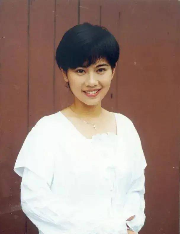 张含韵前些年再次见到张含韵是在兰陵王妃了我一直觉得张含韵不止可爱