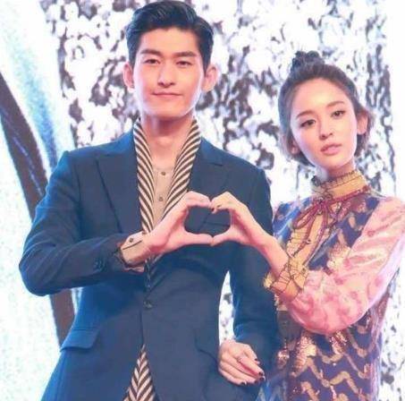 被传和张翰复合后娜扎首次现身公开谈论择偶标准粉丝很满意