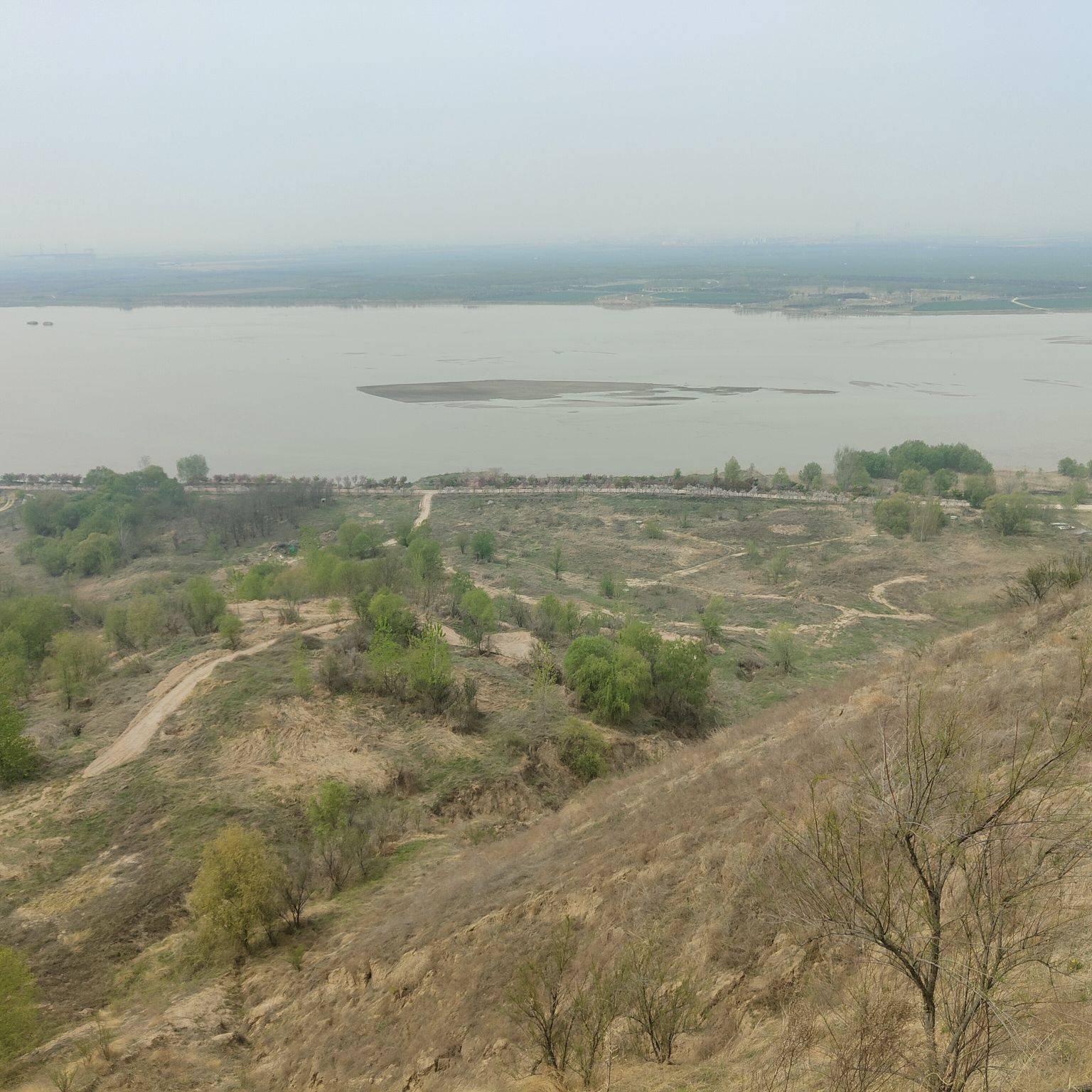 戚建庄摄影诗歌走进古柏渡樱花园