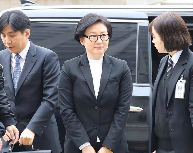 发家,85岁和儿子共享女星,被捕称谁也告不了我_徐美敬_张紫妍_财阀