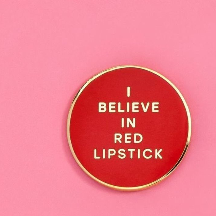 生活已经如此辛苦女人多一只口红有什么错呢