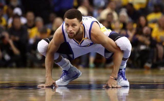 阿德垫脚杜兰特杨毅确实是不过垫脚都垫的那么绵软