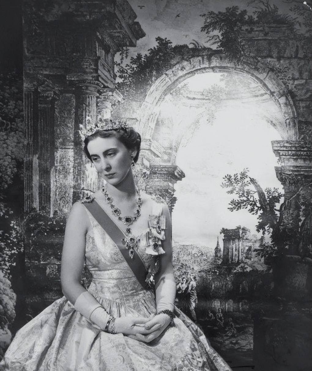 温莎六美之玛丽娜公主英王室最后的蓝血儿媳结婚8年守寡