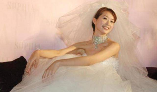 原创回顾林志玲退出演艺圈不愿被大家看到苍老模样之后将极少露面