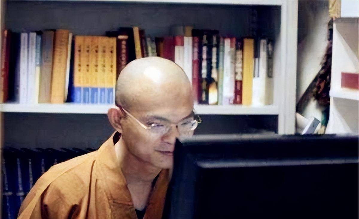 原创纪实清华博士张明光不顾父母下跪哀求执意出家如今现状如何