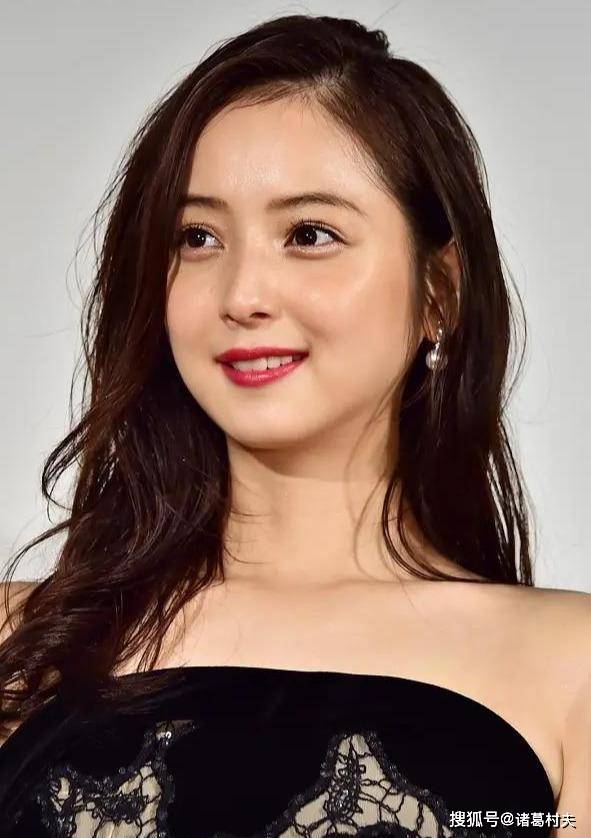 这谁顶得住嘛36岁佐佐木希性感得叫人窒息