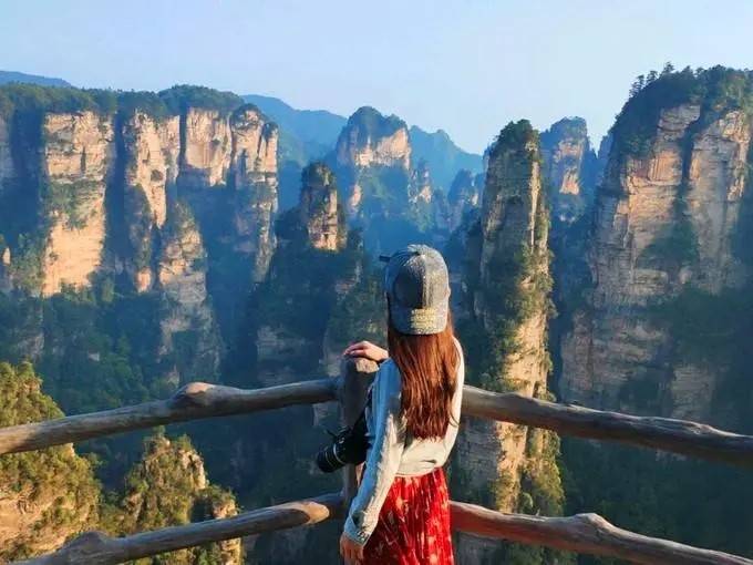 土家吊脚楼第4天:天门山景区,包含最长亚洲客运索道,玻璃栈道,鬼谷洞