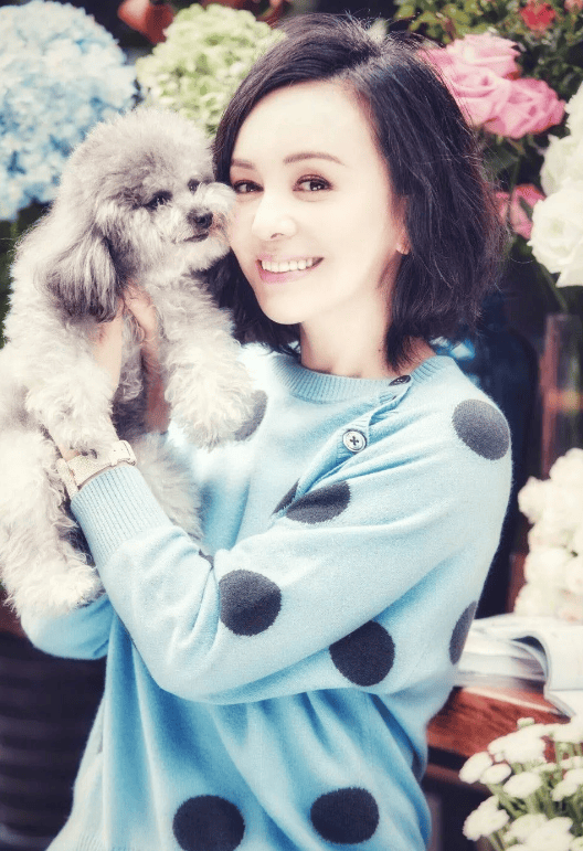 53岁"性感女神"雪姨冲上热搜,年过半百身材仍火辣,网友喊雪姐_王琳