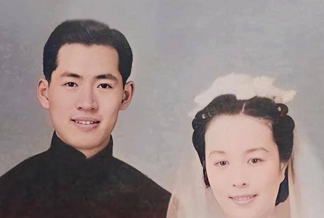 陆英嫁妆排满十条街生下9个孩子死前看透丈夫留一句预言