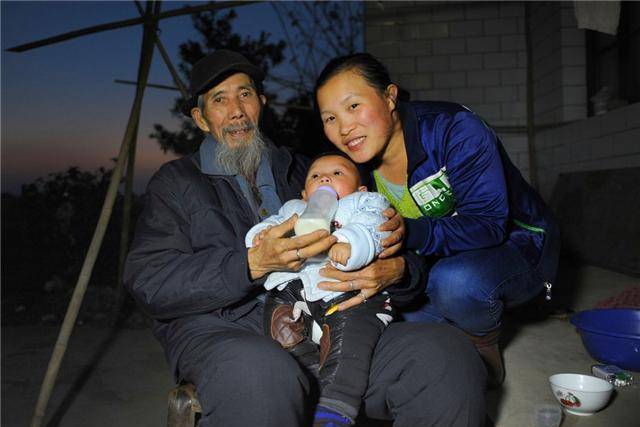 张凤和文长林相差45岁的爱情