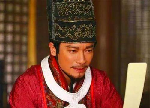 监视他的金兵,从而得以逃脱,而在南宋朝廷,宰相范宗尹等人与善于奉承