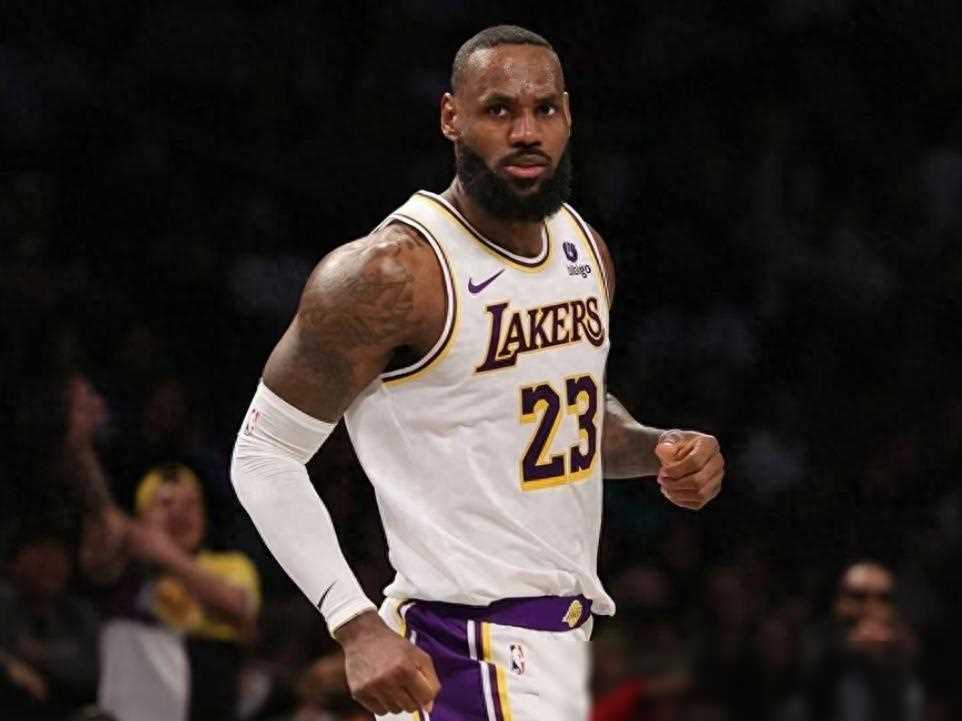 快船瞄准补强目标,落实转会计划,签约核心 首轮,打造新三叉戟_哈登