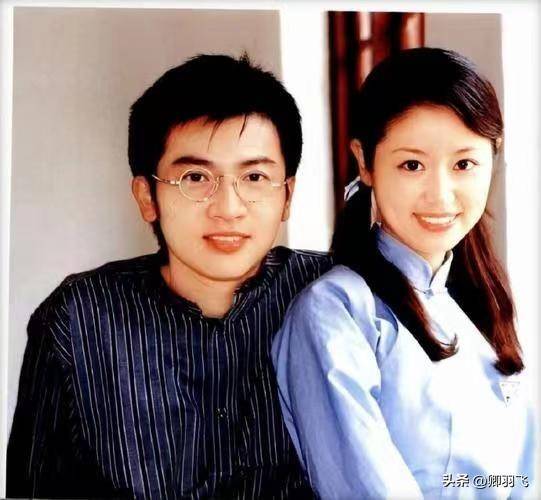 同为台人的他们,对彼此感到十分地亲切,私下里,苏有朋是林心如的大