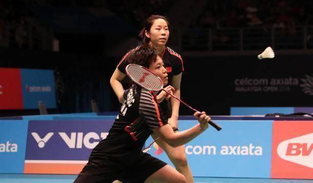 惨遭吊打横扫!陈清晨贾一凡不敌日本奥运冠军国羽无缘女双夺冠_松友美