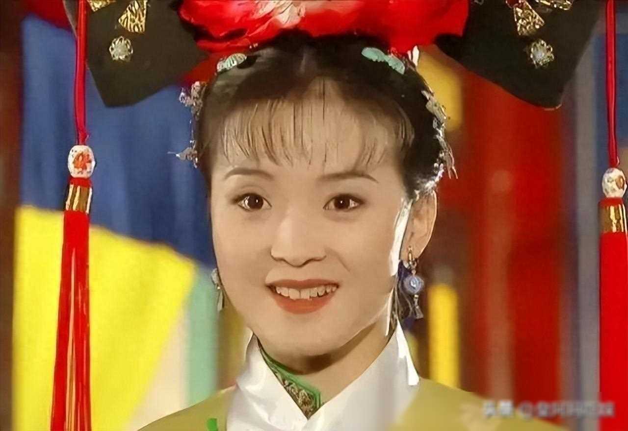 原创50岁王艳开机照状态差引发热议生图下老态明显