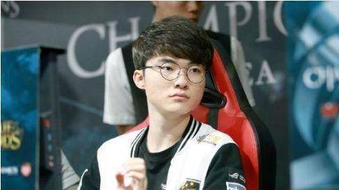 导致有不少黑粉都在吐槽厂长,纷纷认为厂长应该退役了,而近日faker在