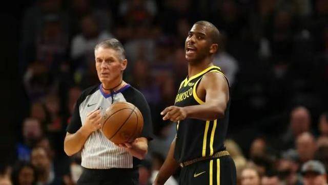 第六保罗他是凯尔特人历史上的第三人,仅次于拉塞尔和伯德,哈弗利切克