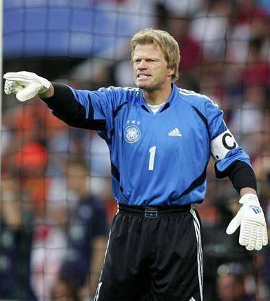 原创布冯卡西卡恩谁才是历史第一门将球迷都在与布冯做比较吧