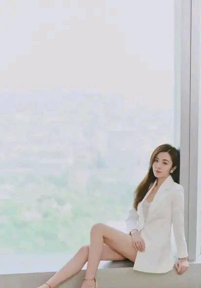 王晓晨很少跟大家互动,自然也很少更新生活动态,不过在最近她却在个人