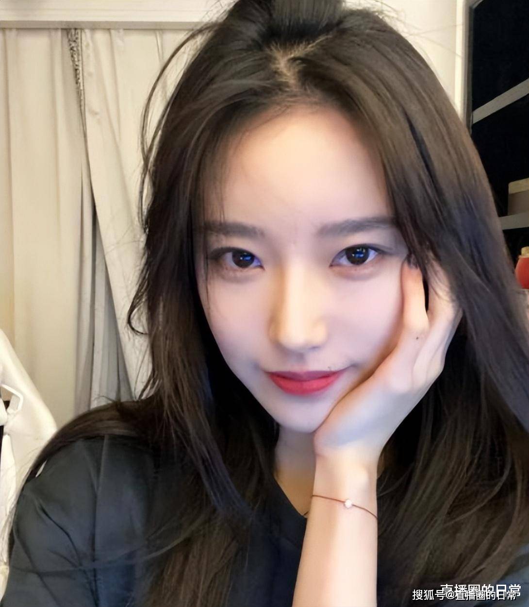 原创旭旭宝宝携手大龙猫连麦女主播小苏菲遭网友调侃结婚早了