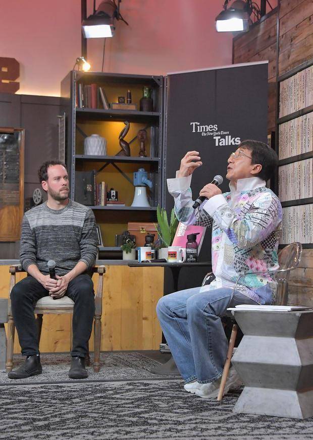 活动现场在访谈中,成龙热情健谈地讨论了他对于环保事业的热情,同时