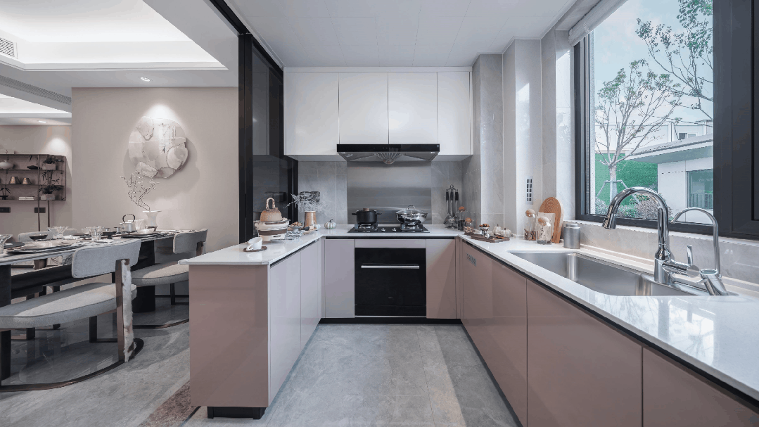 四开间朝南的设计,无论是卧室,客厅,厨房,都能将阳光与清风拥入怀.