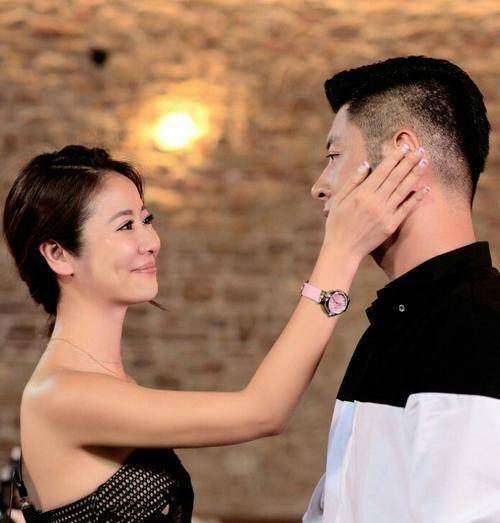 原创原创他被评为最想入手男友和林心如炒cp如今却成为配角