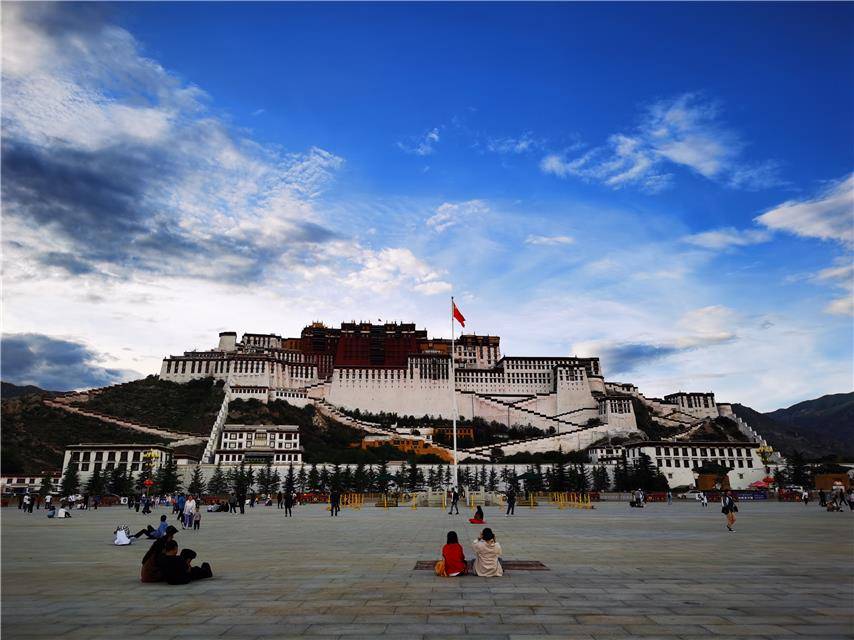 去西藏旅游七天多少钱西藏旅游景点推荐