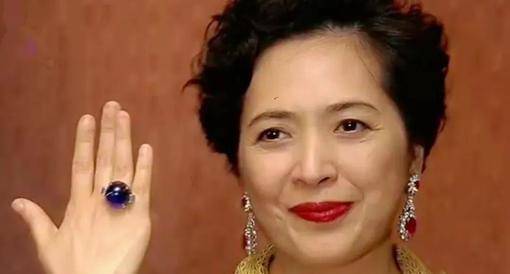 风流成性的刘銮雄背后原配宝咏琴到底有多能忍