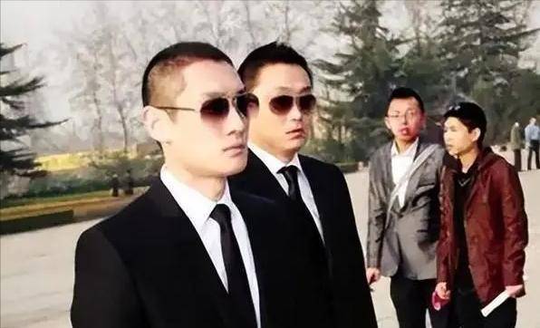 掀车战,曾经张狂的京城四少,13年后纷纷现原形_汪雨_汪小菲_王烁