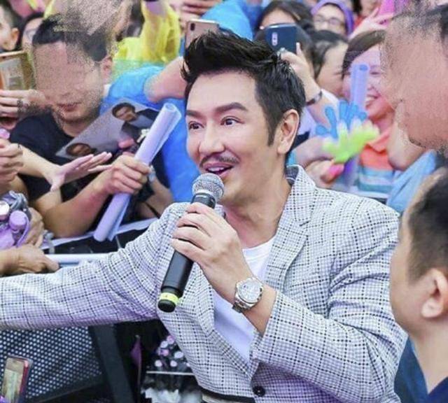 陈浩民面部肿胀颜值不再丑闻再被扒老婆孕期不轨强吻19岁女星